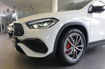 Mercedes-Benz GLA-Class Base