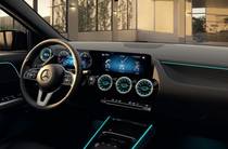 Mercedes-Benz GLA-Class Base