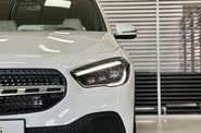 Mercedes-Benz GLA-Class Base