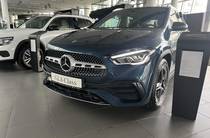 Mercedes-Benz GLA-Class Base