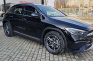 Mercedes-Benz GLA-Class Base