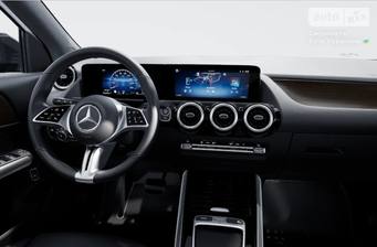Mercedes-Benz GLA-Class 2023 Base