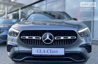 Mercedes-Benz GLA-Class 2023 Base