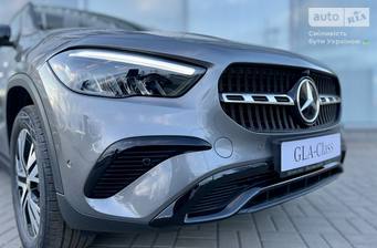 Mercedes-Benz GLA-Class 2023 Base