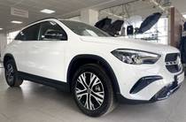 Mercedes-Benz GLA-Class Base