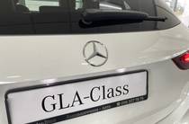 Mercedes-Benz GLA-Class Base