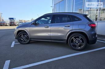 Mercedes-Benz GLA-Class 2024 Base