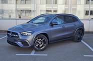 Mercedes-Benz GLA-Class Base