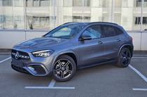 Mercedes-Benz GLA-Class Base