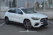 Mercedes-Benz GLA-Class Base