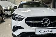 Mercedes-Benz GLA-Class Base