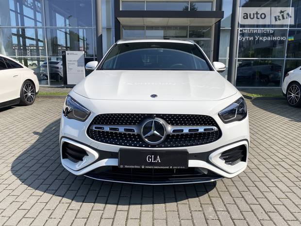Mercedes-Benz GLA-Class 2025