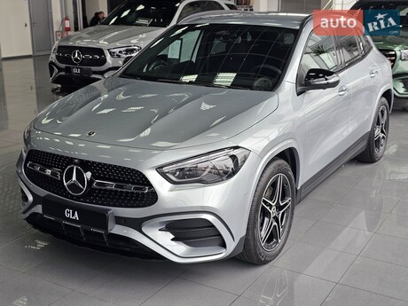 Mercedes-Benz GLA-Class 2025