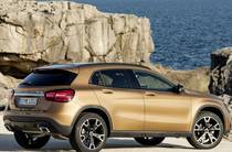 Mercedes-Benz GLA-Class Base