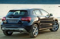 Mercedes-Benz GLA-Class Base