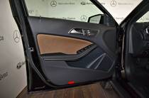 Mercedes-Benz GLA-Class Base