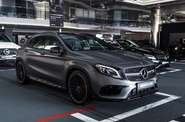 Mercedes-Benz GLA-Class Base