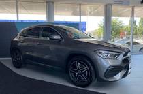 Mercedes-Benz GLA-Class Base