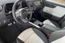 Mercedes-Benz GLA-Class Base