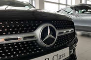 Mercedes-Benz GLB-Class Base