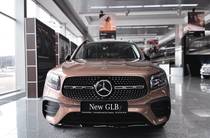 Mercedes-Benz GLB-Class Base