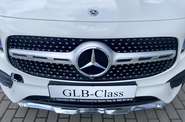 Mercedes-Benz GLB-Class Base