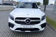 Mercedes-Benz GLB-Class Base