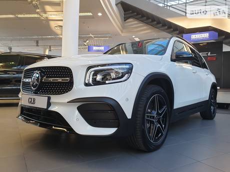 Mercedes-Benz GLB-Class 2023