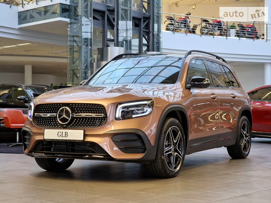 Mercedes-Benz GLB-Class Base