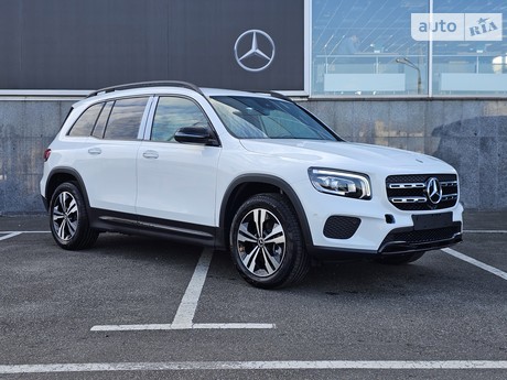 Mercedes-Benz GLB-Class 2023