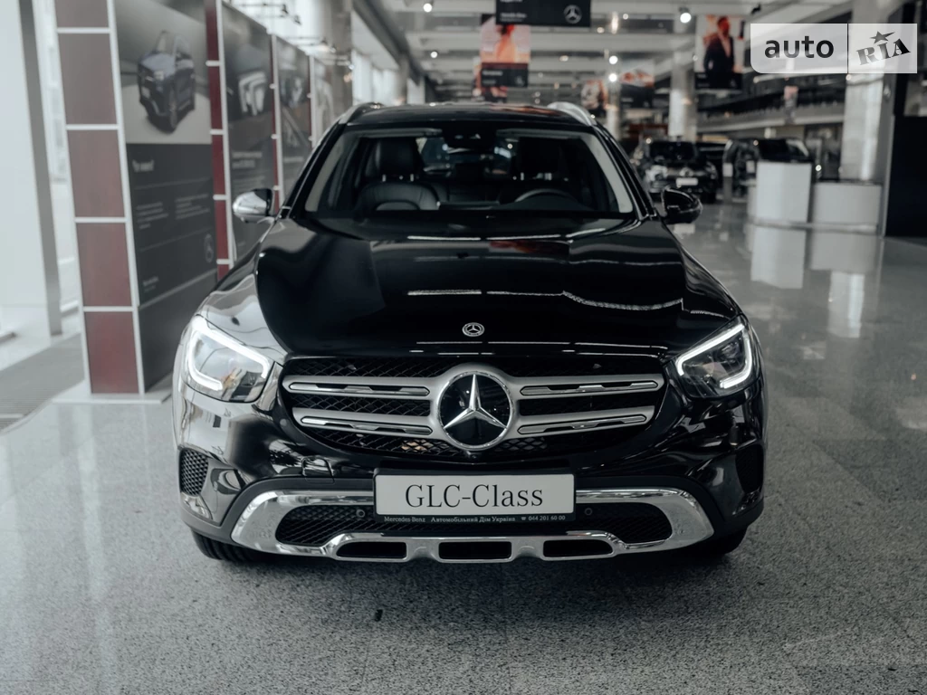 Mercedes-Benz GLC-Class Base