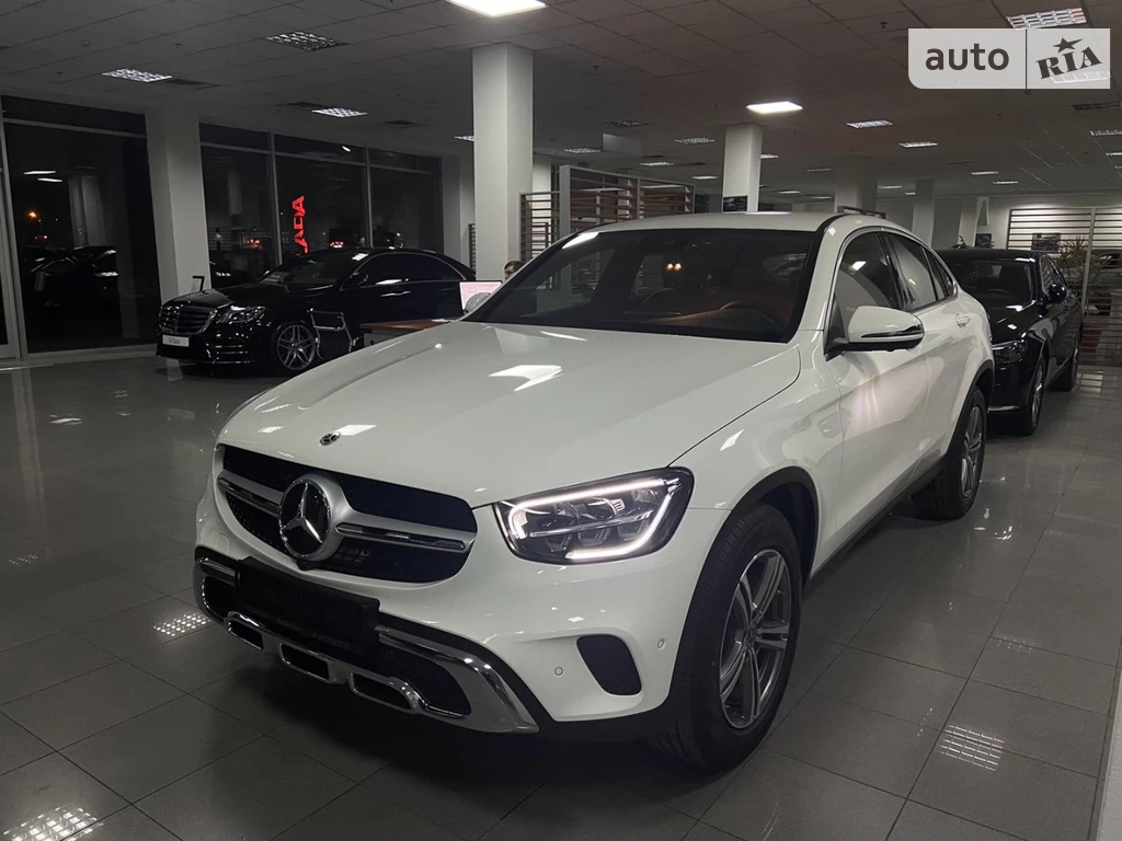 Mercedes-Benz GLC-Class Base