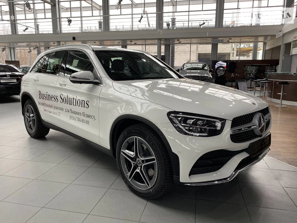 Mercedes-Benz GLC-Class Base