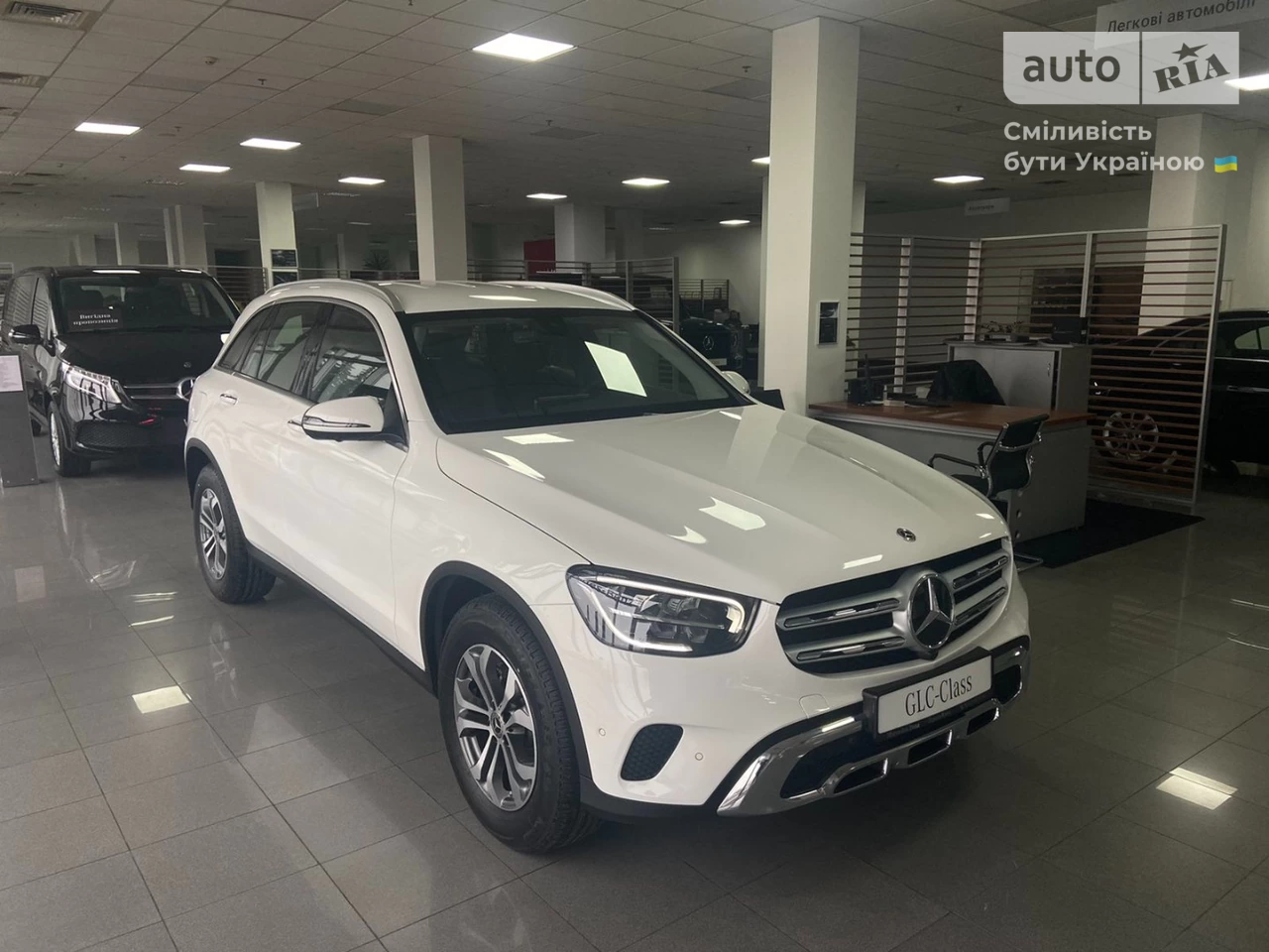 Mercedes-Benz GLC-Class Base