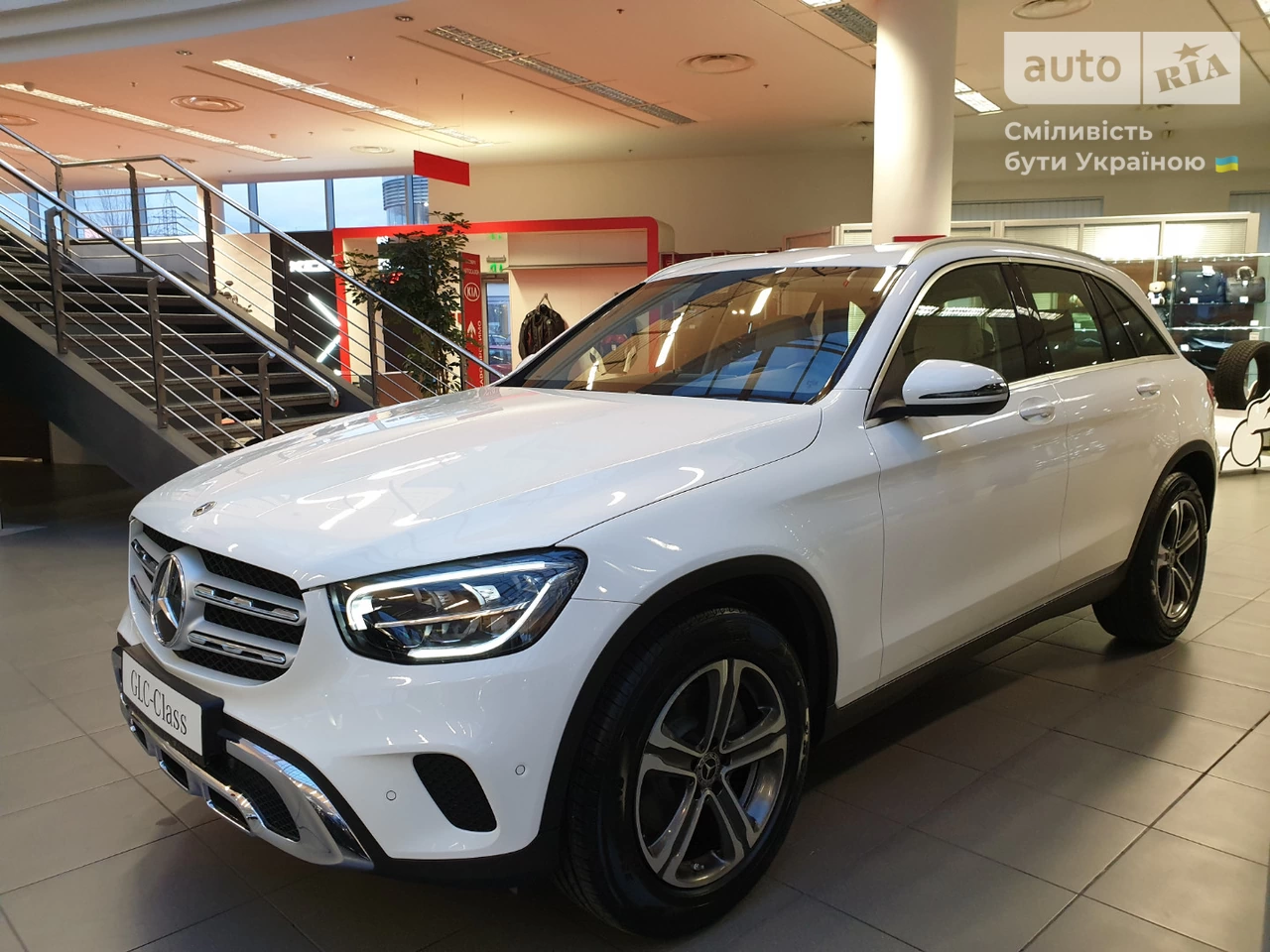 Mercedes-Benz GLC-Class Base