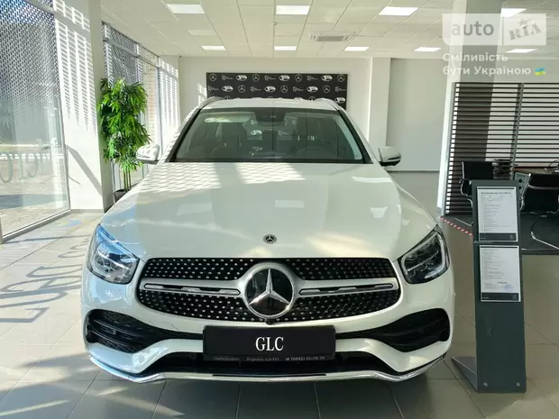 Mercedes-Benz GLC-Class Base