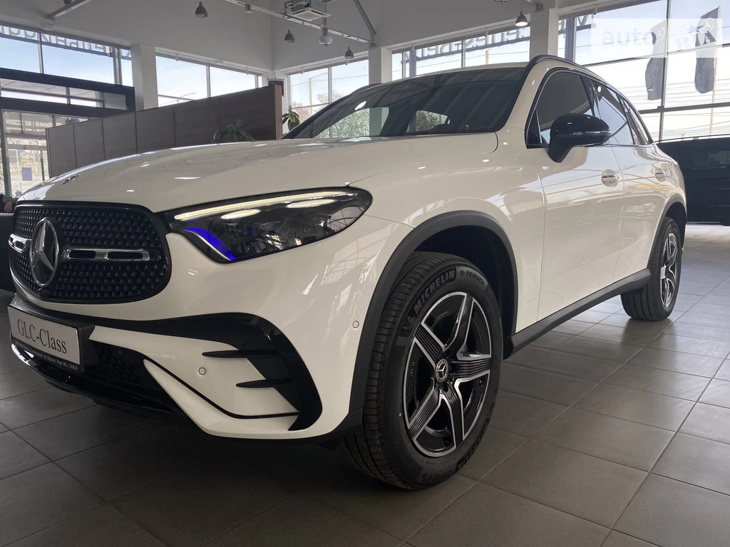 Mercedes-Benz GLC-Class Base