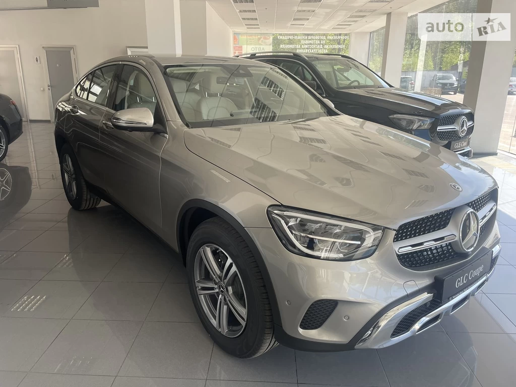 Mercedes-Benz GLC-Class Base