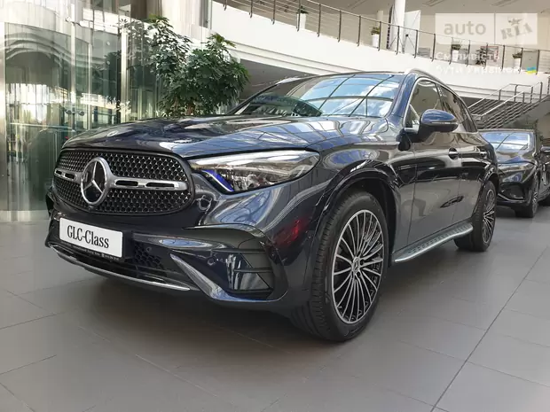 Mercedes-Benz GLC-Class AMG Line