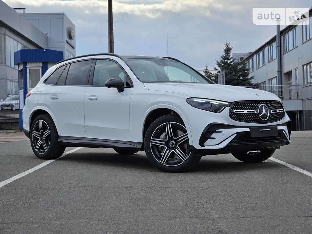 Mercedes-Benz GLC-Class AMG Line