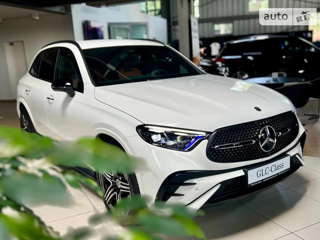 Mercedes-Benz GLC-Class AMG Line