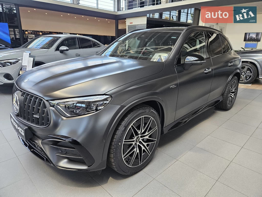 Mercedes-Benz GLC-Class AMG Line