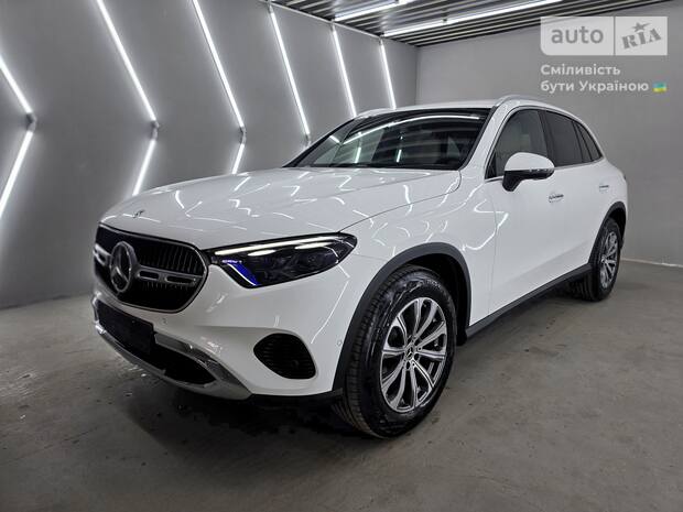 Mercedes-Benz GLC-Class 2025