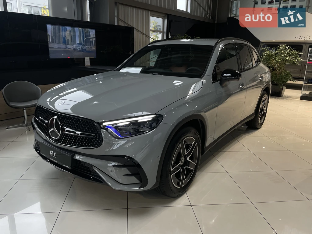 Mercedes-Benz GLC-Class AMG Line