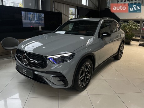 Mercedes-Benz GLC-Class 2025