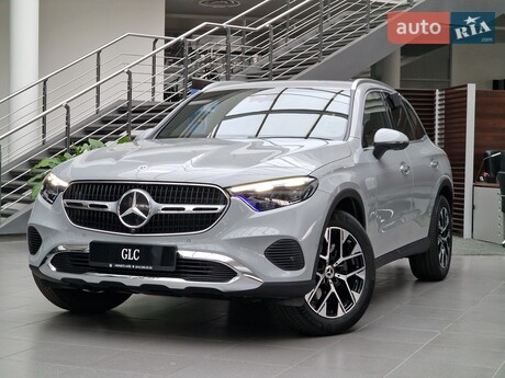 Mercedes-Benz GLC-Class 2025