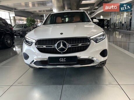 Mercedes-Benz GLC-Class 2025