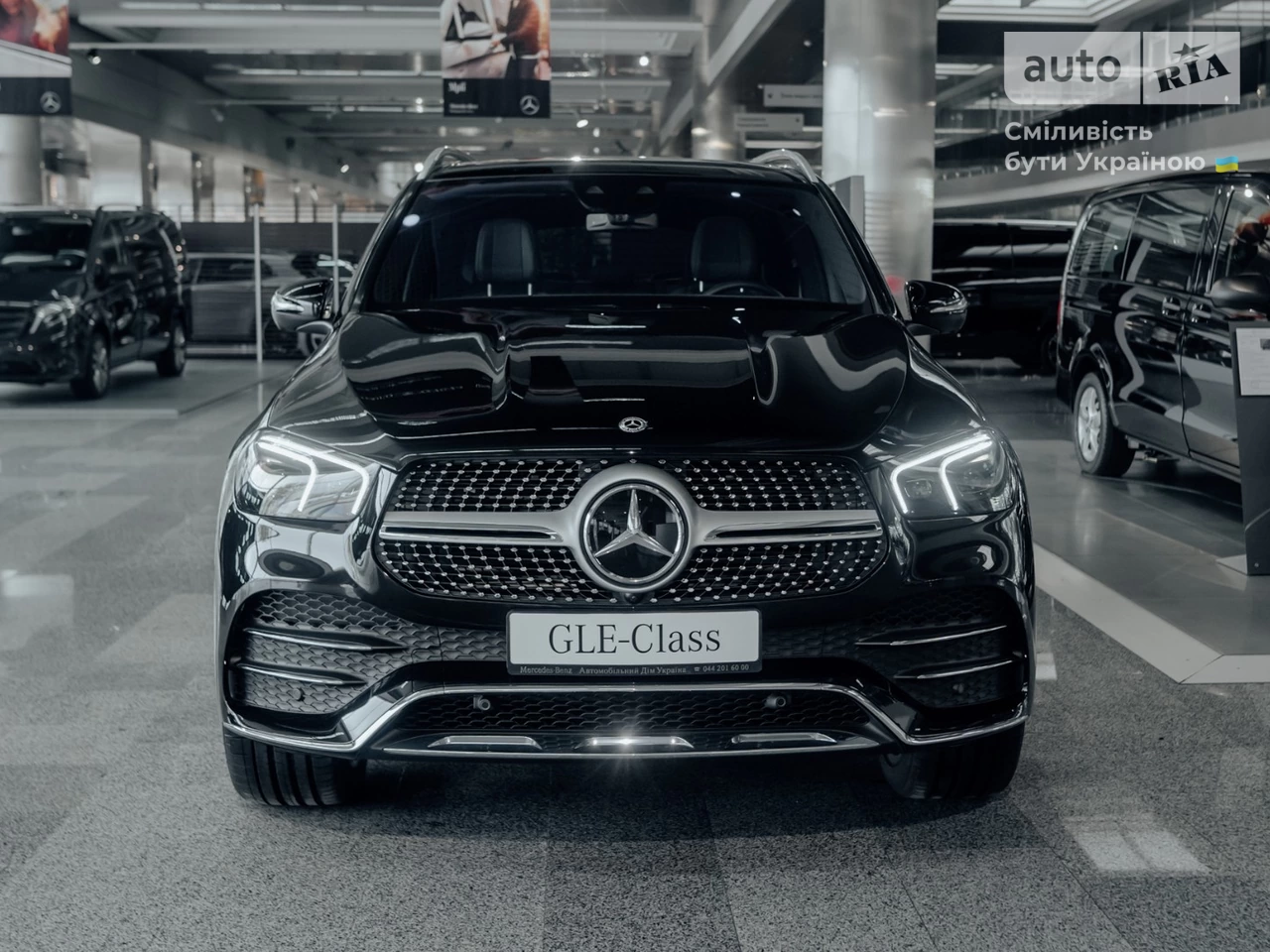 Mercedes-Benz GLE-Class Base