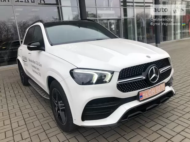 Mercedes-Benz GLE-Class Base