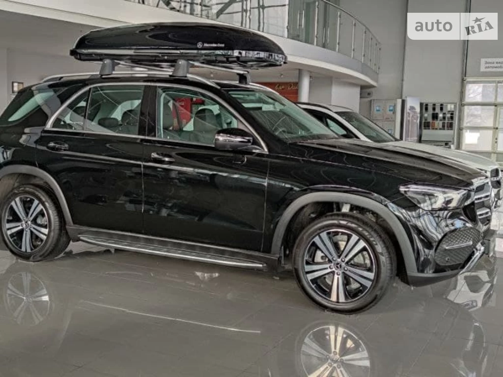 Mercedes-Benz GLE-Class Base